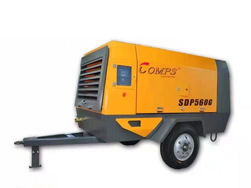 双级压缩柴油移动式空压机SDP560G.jpg 双级压缩柴油移动式空压机SDP560G.jpg